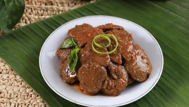 Ilustrasi rendang atau semur jengkol