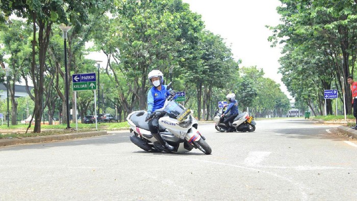 IMI