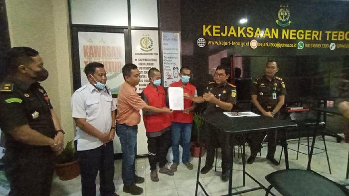 Kejaksaan setop penuntutan penadah sawit curian (Ferdi-detikcom)