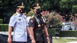 Marsekal Hadi Serahkan Jabatan Panglima TNI ke Jenderal Andika