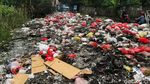 Ngeyel, Warga Tetap Buang Sampah Sembarang di Tambun