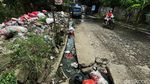 Ngeyel, Warga Tetap Buang Sampah Sembarang di Tambun