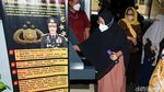 Momen Keluarga Farid Okbah dkk Sambangi Mabes Polri