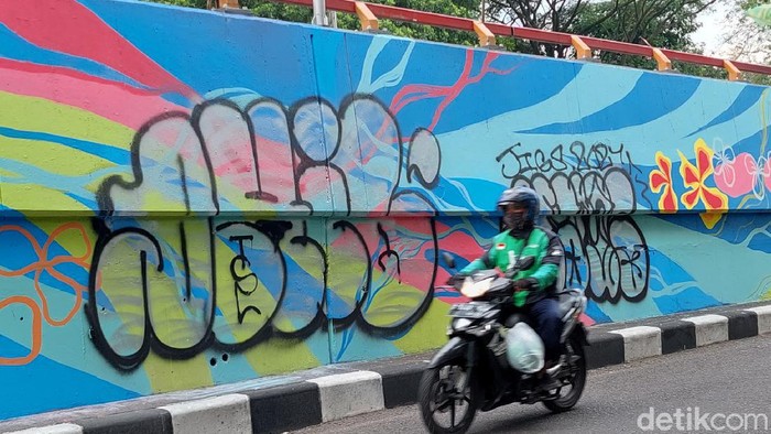 Mural Flyover Pasupati lagi-lagi menjadi sasaran vandalisme