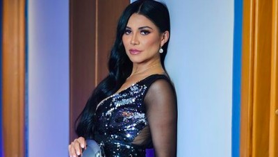10 Foto Model Jadi Sensasi Setelah Asuransikan Bokongnya Senilai Rp 25 Miliar