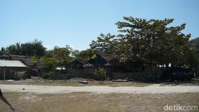 Pantai Kuta Mandalika Lombok tahun 2011