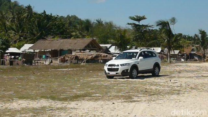 Pantai Kuta Mandalika Lombok tahun 2011