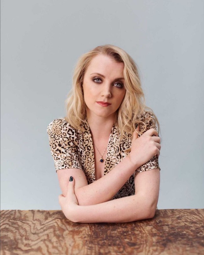 Evanna Lynch banyak terlibat dalam proyek akting yang cukup variatif setelah Harry Potter. Mulai dari film, serial TV, film pendek, video musik, teater hingga narator. Foto: Instagram