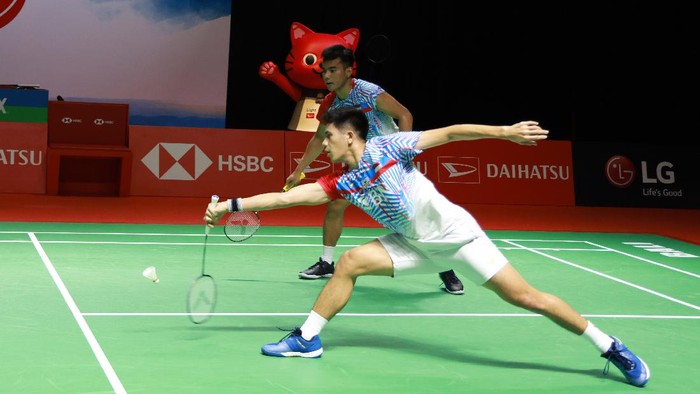 MD Players name : 
Pramudya Kusumawardana-Yeremia Erich Yoche Yacob Rambitan (INA ))

Credit Photo : HUMAS PP PBSI

Location:
Hotel Westin Resort Nusa Dua Bali, Indonesia.


Order of Play Thursday, 18 November 2021
Result :
https://www.tournamentsoftware.com
or
https://bwfworldtour.bwfbadminton.com