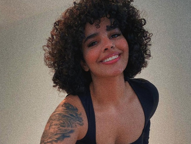 Wanita yang merupakan anak gubernur Arab Saudi itu di media sosialnya kerap menyuaran tentang kesetaraan gender dan LGBT. Dia menyebut dirinya sebagai aktivis. Foto: dok instagram