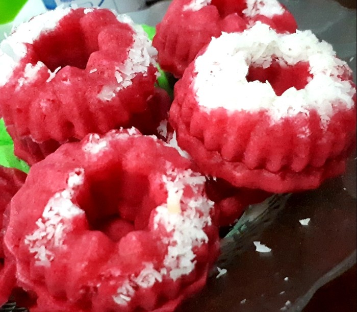 Resep Putu Ayu Merah Putih