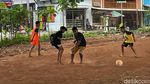 Semringah Anak-anak di Kolong Tol Becakayu