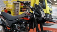 Untuk urusan harga, SM Sport GY150 Aries ini praktis menjadi yang termurah di pasar motor trail 150 cc Tanah Air saat ini. SM Sport membanderol motor trail terbaru mereka ini dengan harga Rp 24.900.000. Foto: Muhammad Hafizh Gemilang