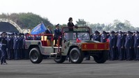 Taiwan saat ini sedang memperbarui 141 unit F-16 lama untuk menjadikannya versi V dan juga telah memesan 66 unit F-16V baru.  