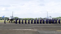 Amerika Serikat sebenarnya tidak memiliki hubungan diplomatik resmi dengan Taiwan. Namun, Washington menentang segala upaya untuk mengubah status Taiwan dengan paksa dan terikat dengan Undang-Undang Kongres untuk membantu pulau itu mempertahankan dirinya. AS bahkan merupakan pendukung internasional utama Taiwan sekaligus pemasok senjata pulau itu.  