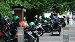 Trotoar Keren di Kemang Cuma jadi Lahan Parkir