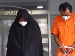 Riri Khasmita Bantah Pernah Jadi ART Ibu Nirina Zubir