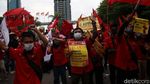 Buruh Geruduk Kemnaker Tuntut Kenaikan UMP 10 Persen