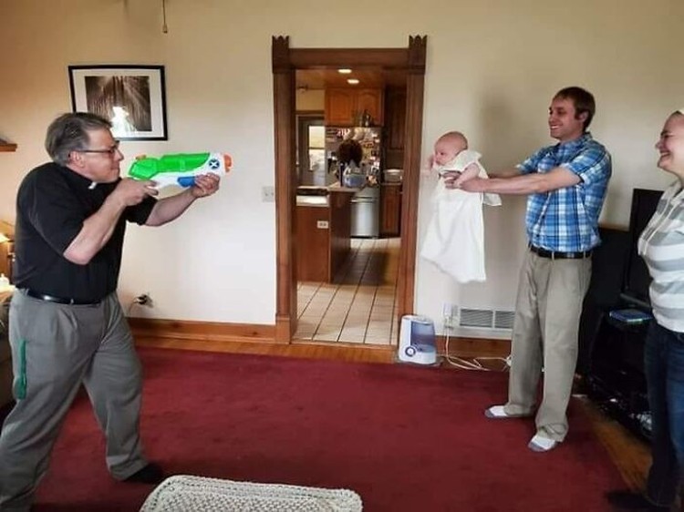 Foto viral Polandia