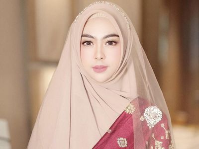 10 Foto dr. Shindy Putri, Kakak Ria Ricis Banjir Pujian di Pernikahan Adiknya