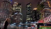 Pada malam hari, Jakarta menawarkan keindahan pemandangan kota yang begitu ciamik. Sensasi wisata malam di ibu kota begitu memikat. Rachman Haryanto/detikcom