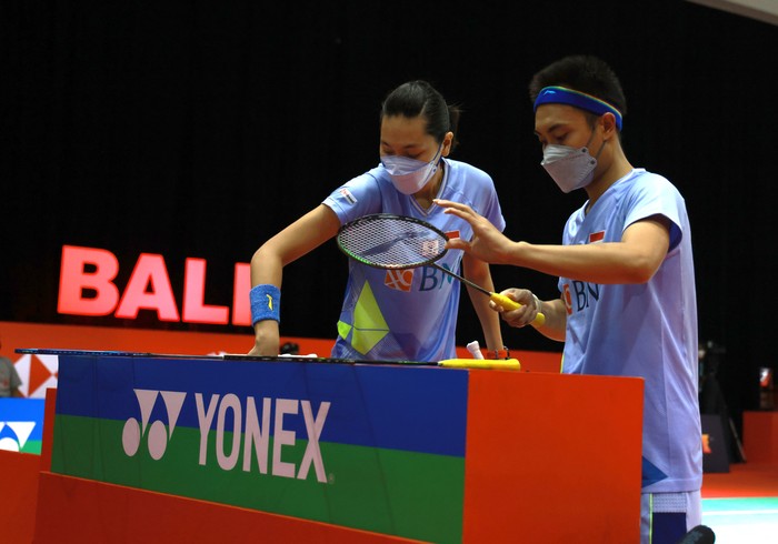 Hafiz Faizal/Gloria Emanuelle Widjaja