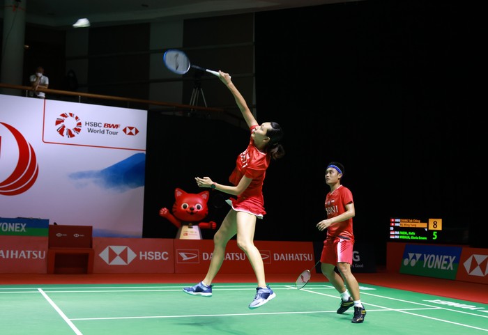 WS Players name : 
Hafiz Faizal - Gloria Emanuelle Widjaja (INA )

Credit Photo : HUMAS PP PBSI

Location:
Hotel Westin Resort Nusa Dua Bali, Indonesia.


Order of Play Thursday, 18 November 2021
Result :
https://www.tournamentsoftware.com
or
https://bwfworldtour.bwfbadminton.com