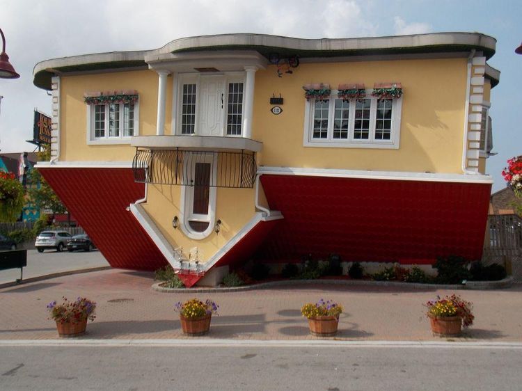 7 Ide Rumah Unik yang Bentuknya Tak Masuk Akal, Mirip Kerang Hingga UFO