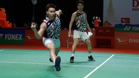Pertarungan Kevin/Marcus dan Pramudya/Yeremia berlanjut ke game kedua yang berjalan tak kalah seru. Foto: Dok. Humas PP PBSI