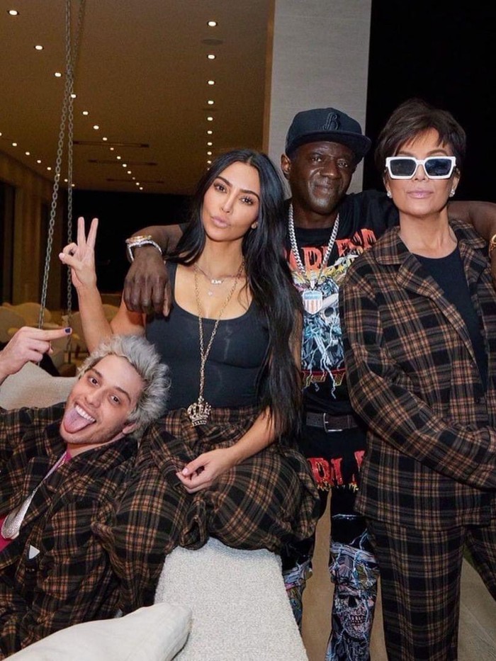 Kim Kardashian dan Pete Davidson dikabarkan berpacaran.
