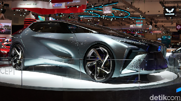 Lexus LF 30 di GIIAS 2021