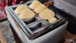 Menikmati Kue Balok dengan View Perbukitan Bandung