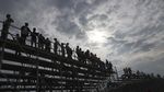 Menonton Latihan Bebas WSBK dari Perbukitan
