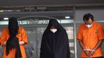 Saat Nirina Zubir Ditatap Sinis oleh Pelaku Mafia Tanah