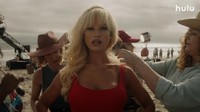 Serial ini pun kerap mendapatkan penolakan dari pihak Pamela Anderson. Dok. Hulu