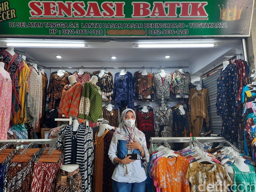 Pedagang di Pasar Beringharjo