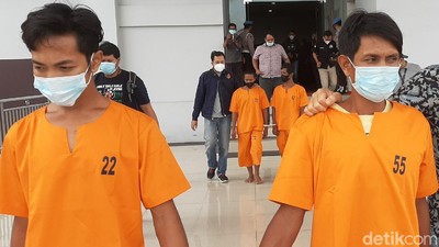 Tampang Mat Ari, Anak Jenderal Pembabat Hutan Lindung di Riau