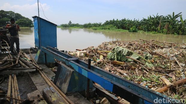 Pintu Pengendali Banjir Bendung Wilalung