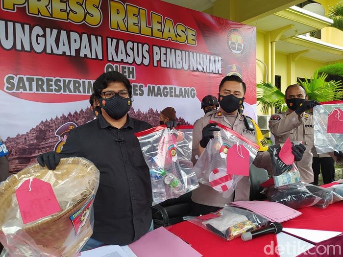 Polres Magelang jumpa pers kasus pembunuhan dengan korban pedagang sayur, Jumat (19/11/2021).