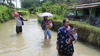 Selain banjir bandang, kawasan lain di Jember juga terendam banjir, salah satunya Desa Semboro, Semboro, Jember, Jawa Timur, Jumat (19/11/2021).
