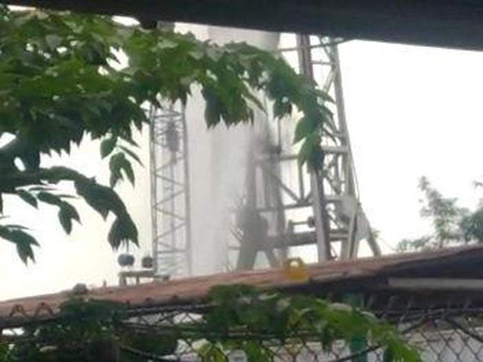 Ada semburan lumpur di sumur nomor 10 Pad B,  Lapangan Sukowati yang dikelola PT Pertamina EP Asset 4. Peristiwa itu dikeluhkan warga sekitar karena sempat menimbulkan bau menyengat.