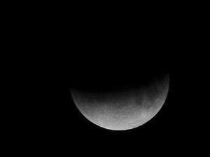 Mitos Gerhana Bulan yang Seram dan Gak Masuk Akal