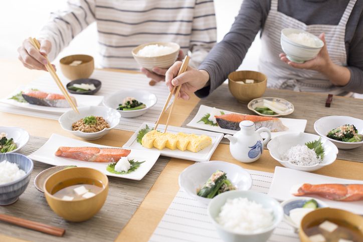 10 Rahasia Pola Makan Orang Jepang yang Bikin Panjang Umur