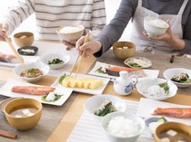 Bukan Diet Ketat, Ini 5 Pola Makan Orang Jepang yang Bikin Sehat