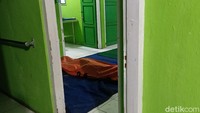 Data yang diterima, identitas korban tewas adalah Bunga (13), Alfino (11), Andriyani (42) dan Partini (36). Sedangkan korban selamat tapi mengalami luka bernama Putri (9).