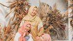 Cantiknya dr. Shindy Putri, Kakak Ria Ricis yang Doyan Ayam Penyet