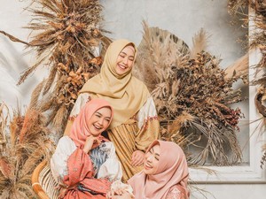 Oki Setiana Dewi Dikecam karena KDRT, Begini Kata Ria Ricis