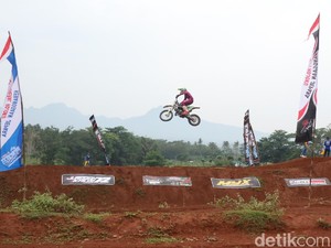 350 Pebalap Meriahkan Kejuaraan Grasstrack Motocross di Jepara