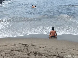 Bali Dilarang Obral Izin Bangunan Tepi Pantai dan Sepelekan Mangrove