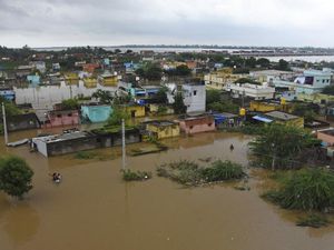 30 Orang Dikhawatirkan Tewas Atau Hilang Usai Banjir Bandang di India